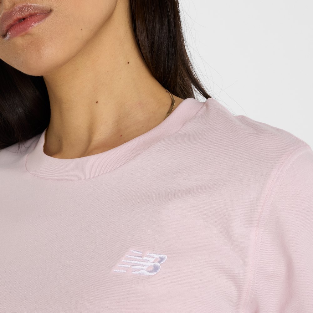 REMERA NEW BALANCE ESSENTIALS